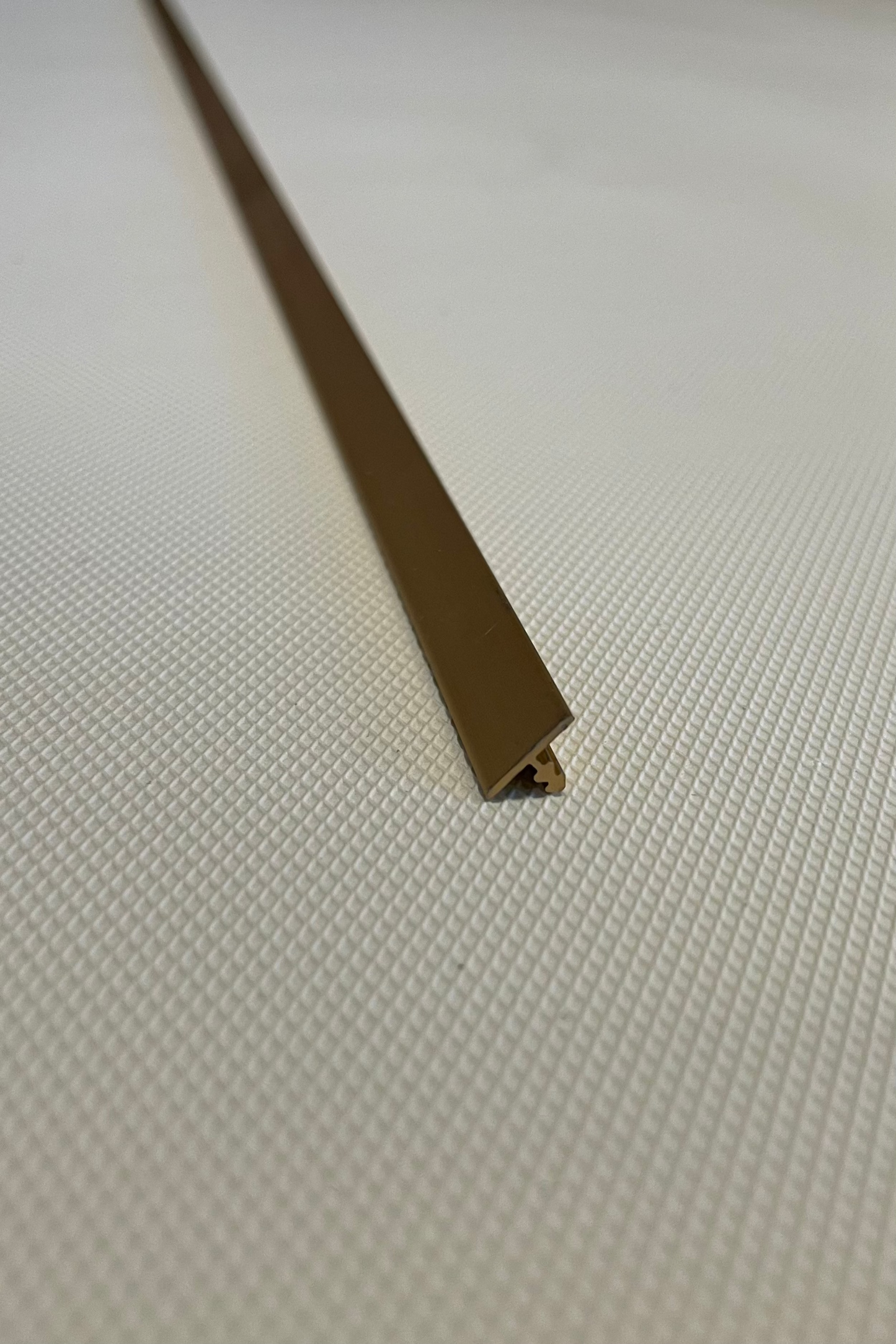 Lišta spojovací - BRONZOVÁ matná