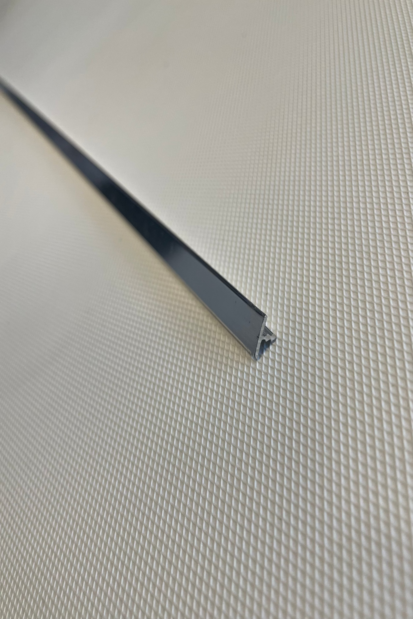 Lišta spojovací - STŘÍBRNÁ lesklá