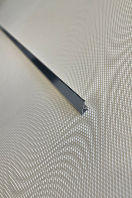 Lišta spojovací - STŘÍBRNÁ lesklá